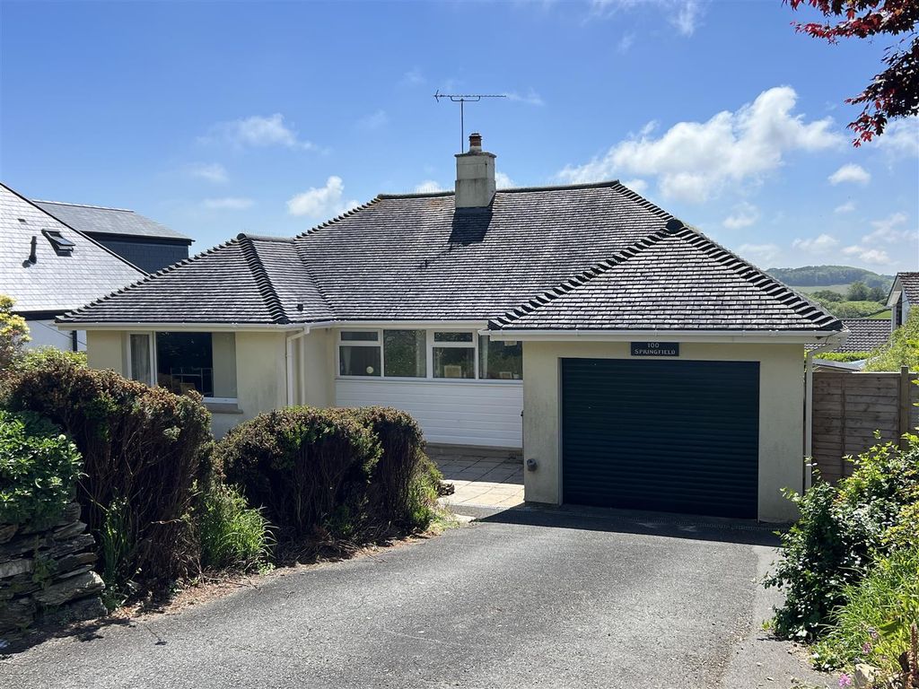 2 bed detached bungalow for sale in Eastbourne Road, St Austell, St