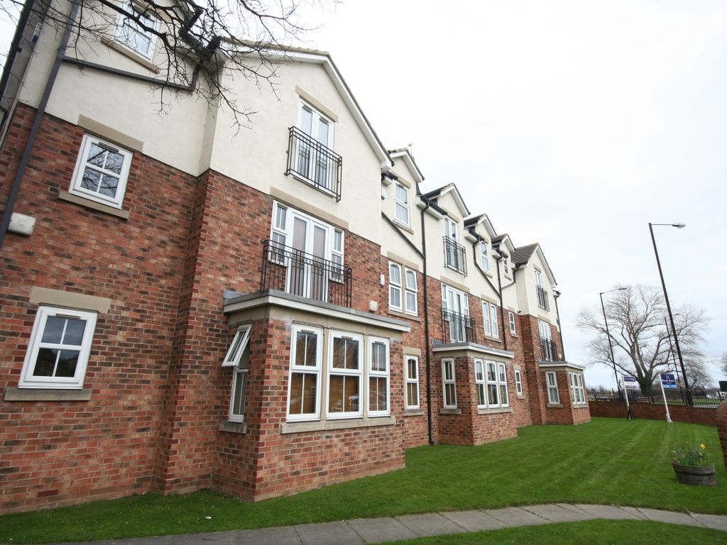 2 bed flat to rent in High Street, Ormesby, Middlesbrough, Cleveland