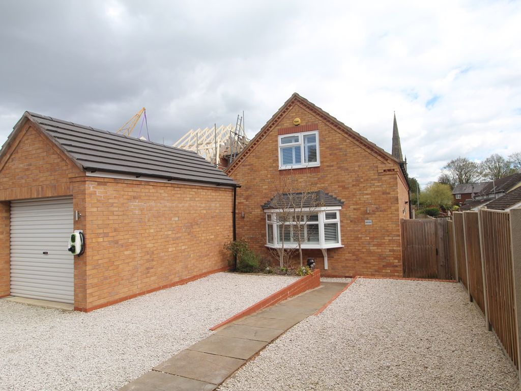 4 bed detached house for sale in The Sidings, Whetstone, Leicester LE8