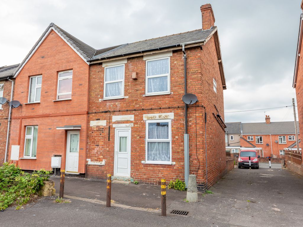 3 bed terraced house for sale in Coppice Road, Doncaster DN6, £80,000