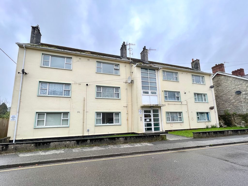 2 bed flat for sale in Moorland Road, St. Austell PL25 Zoopla
