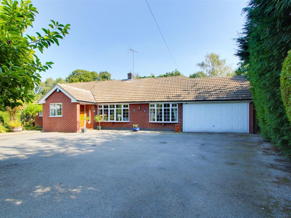 2 bed detached bungalow for sale in North Road, Ruddington