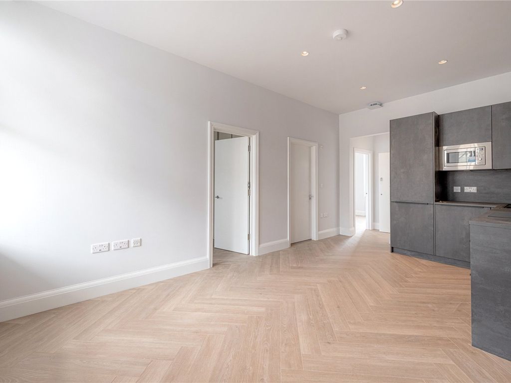2 bed flat to rent in Ladbroke Grove, London W10 Zoopla