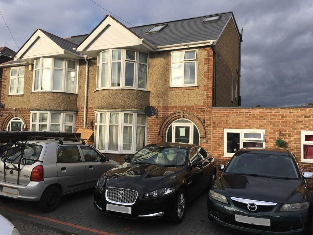 8 bed property for sale in Fern Hill Road, Cowley OX4, £750,000 Zoopla