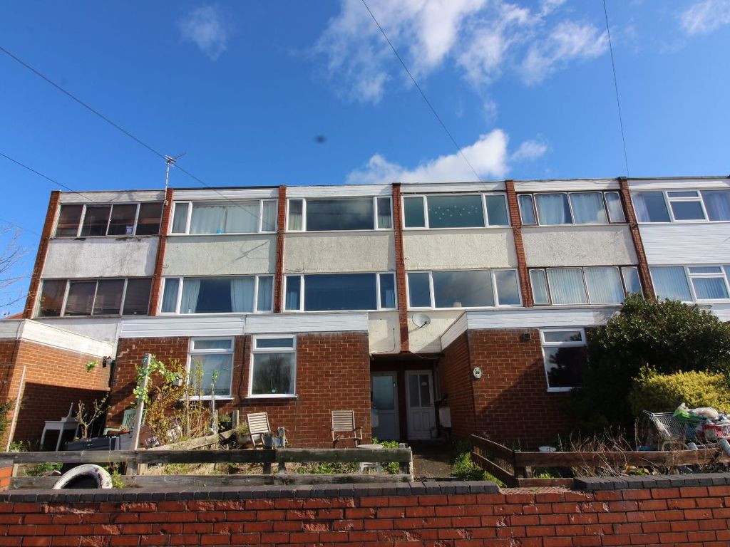 3 bed terraced house to rent in St. Michaels Avenue, Gedling