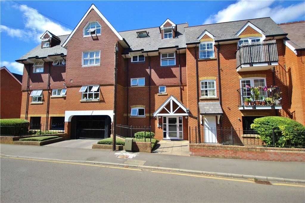 Prospect Court, Sydenham Road, Guildford, Surrey GU1  