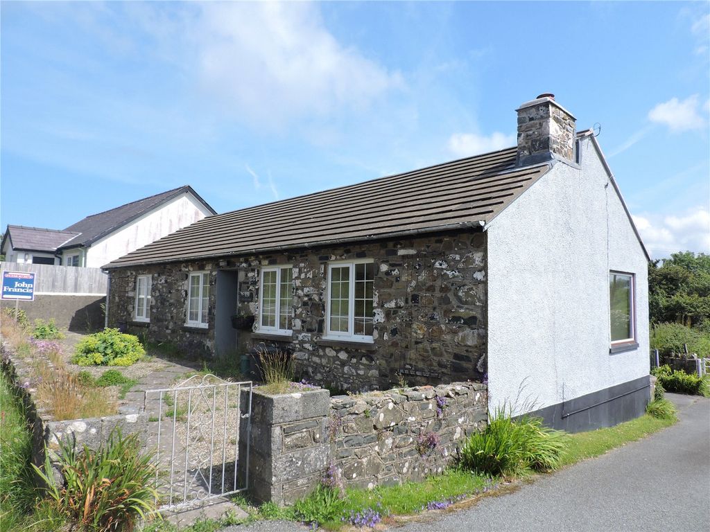 Garn Gelli Isaf, Fishguard Road, Fishguard SA65  