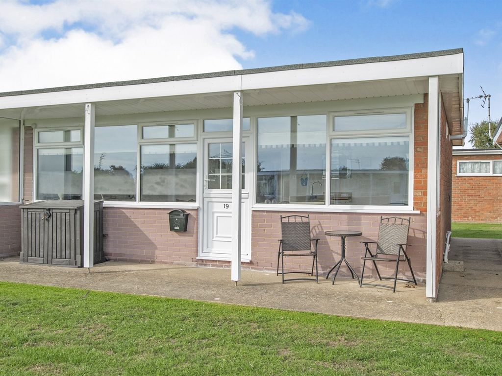 2 bed property for sale in Links Road, Mundesley, Norwich NR11 Zoopla