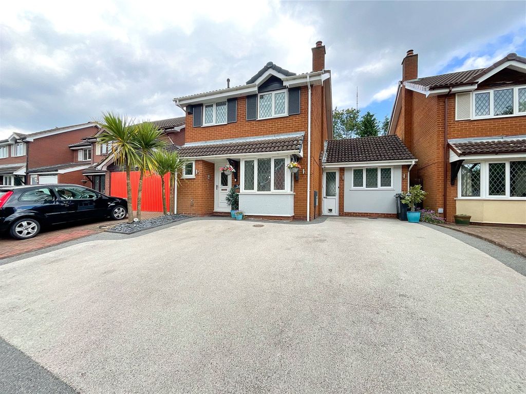 4 bed detached house for sale in Balmoral Road, Sutton Coldfield, West
