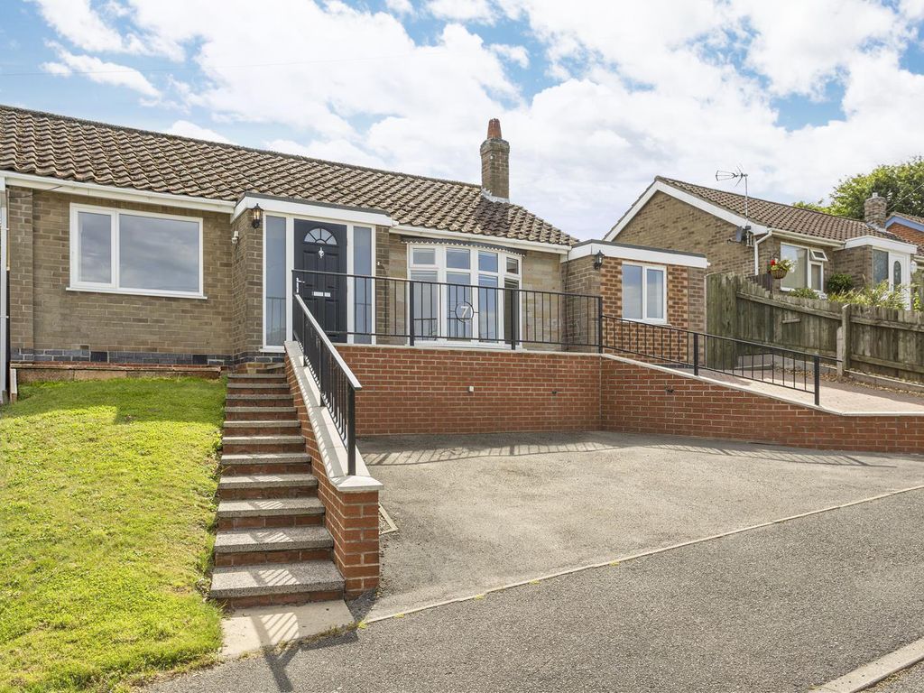 3 bed detached bungalow for sale in Steeles Way, Lambley, Nottingham