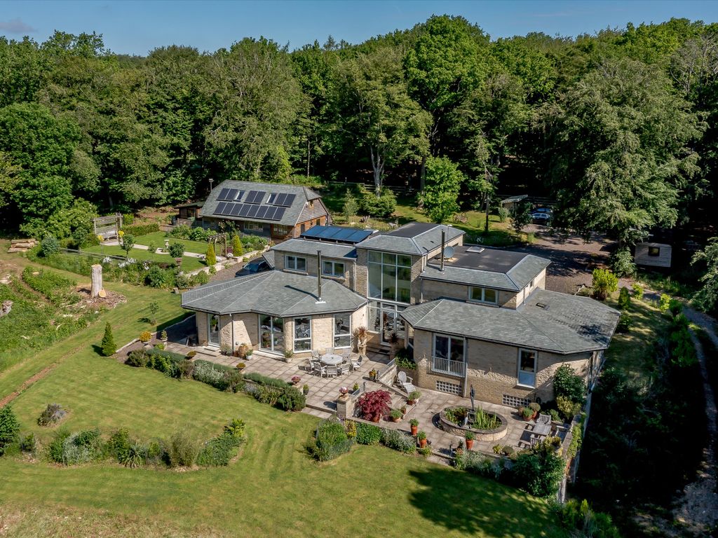 5 bed detached house for sale in Red Lane, Chinnor Hill, Chinnor