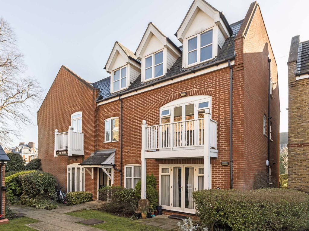 2 bed flat for sale in Hampton Road, Twickenham TW2 Zoopla