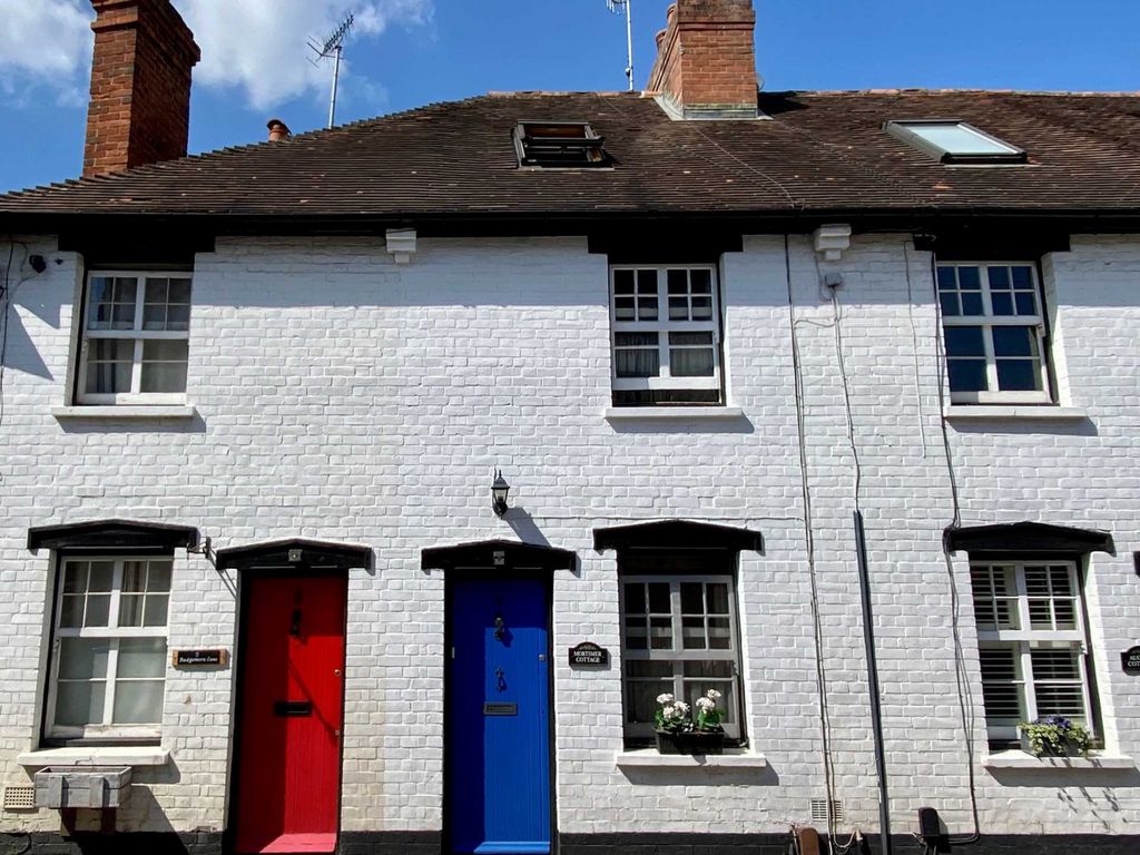 2 bed terraced house for sale in Badgemore Lane, HenleyOnThames RG9