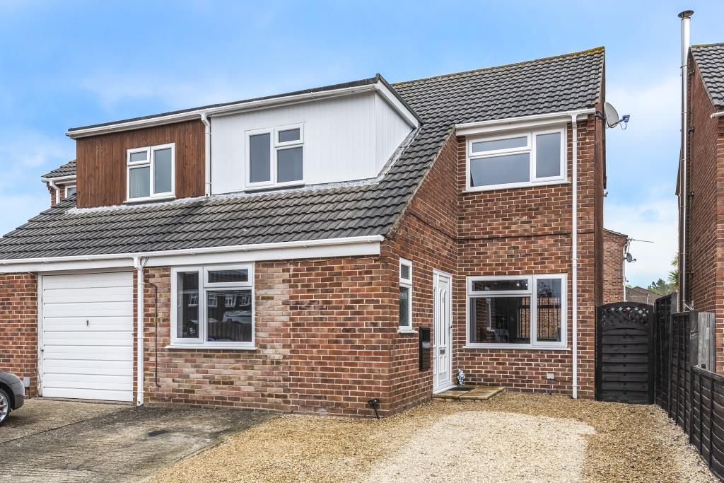 3 bed semidetached house for sale in Thatcham, Berkshire RG18 Zoopla