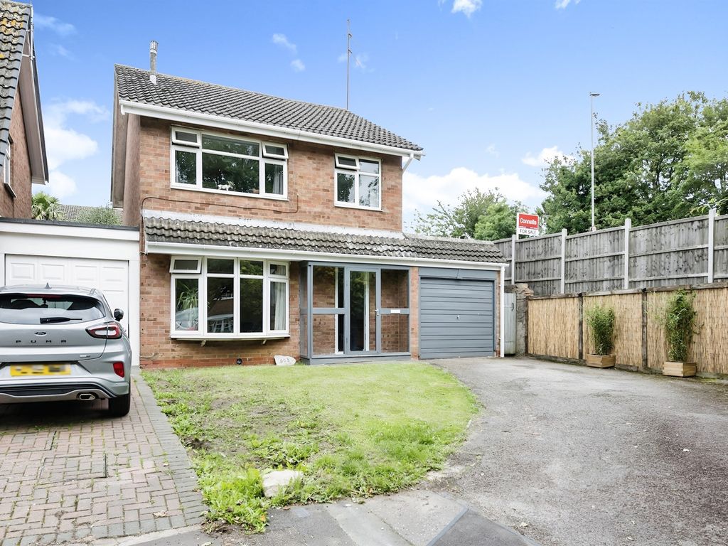 3 bed detached house for sale in Obelisk Rise, Kingsthorpe, Northampton