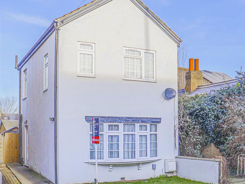 4 bed detached house to rent in Rumbold Road, Hoddesdon EN11 Zoopla