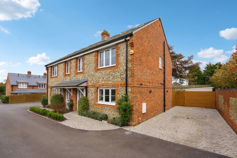 New home, 3 bed semidetached house for sale in Wilden Mews, Naphill