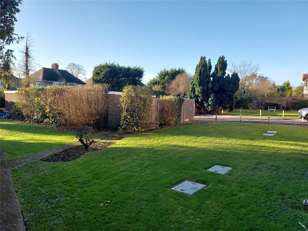 Heathfield Court, Stanwell Road, Ashford, Surrey TW15  