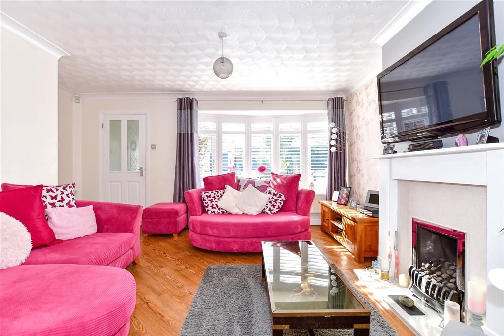 3 bed semidetached house for sale in Mayfair Avenue, Loose, Maidstone