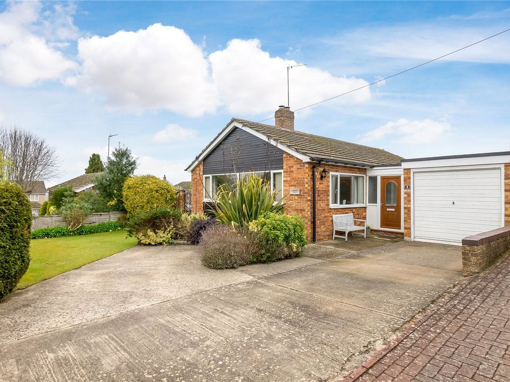 3 bed bungalow for sale in St Johns Way, Hempton, Banbury, Oxfordshire OX15 Zoopla
