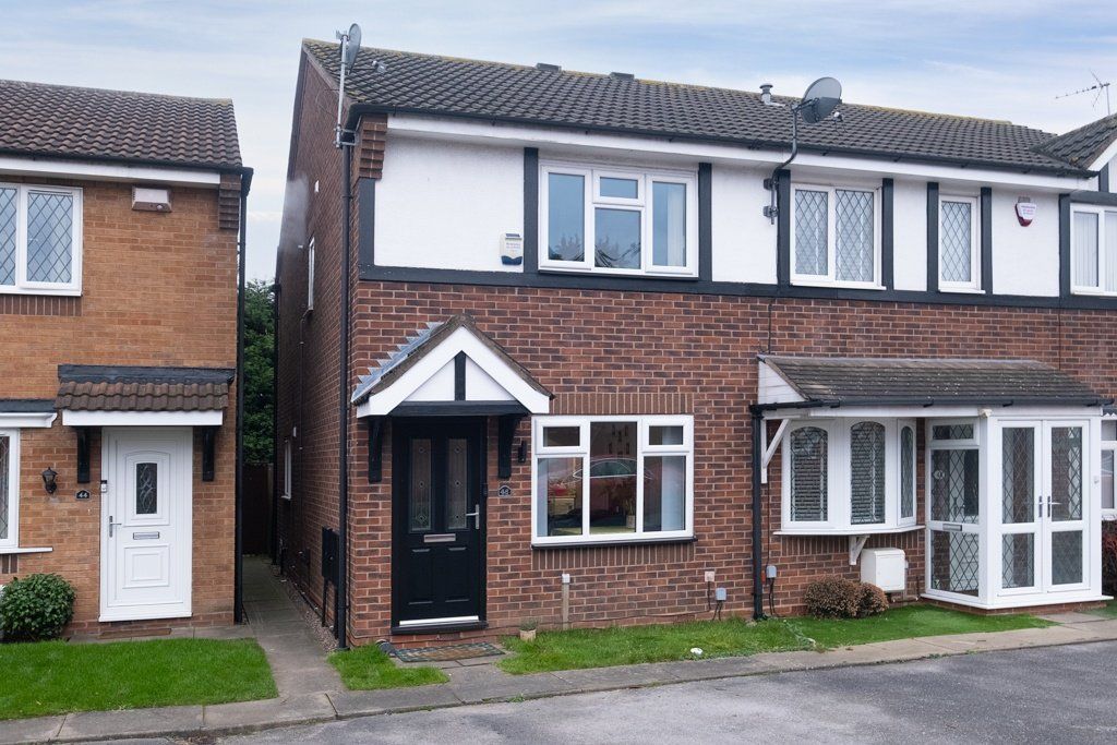 2 bed end terrace house for sale in Chaucer Close, Erdington B23, £