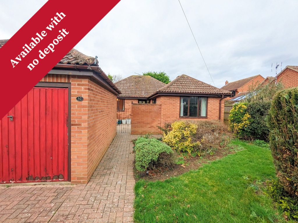 3 bed detached bungalow to rent in Riverside Walk, Bottesford NG13, £