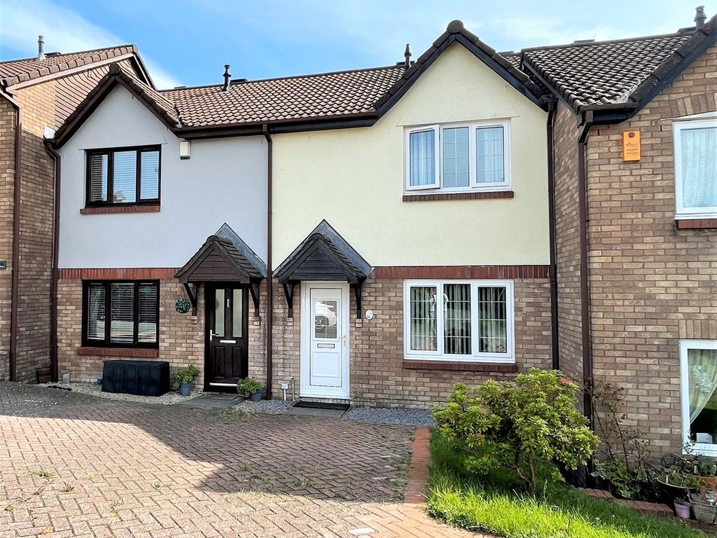 3 bed property for sale in Poplar Close, Sketty, Swansea SA2, £200,000