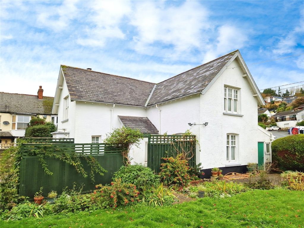 4 bed detached house for sale in Tawton, Barnstaple EX32, £