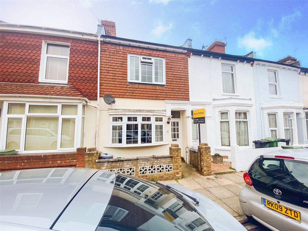 3 bed terraced house for sale in hunter road, southsea, hampshire po4