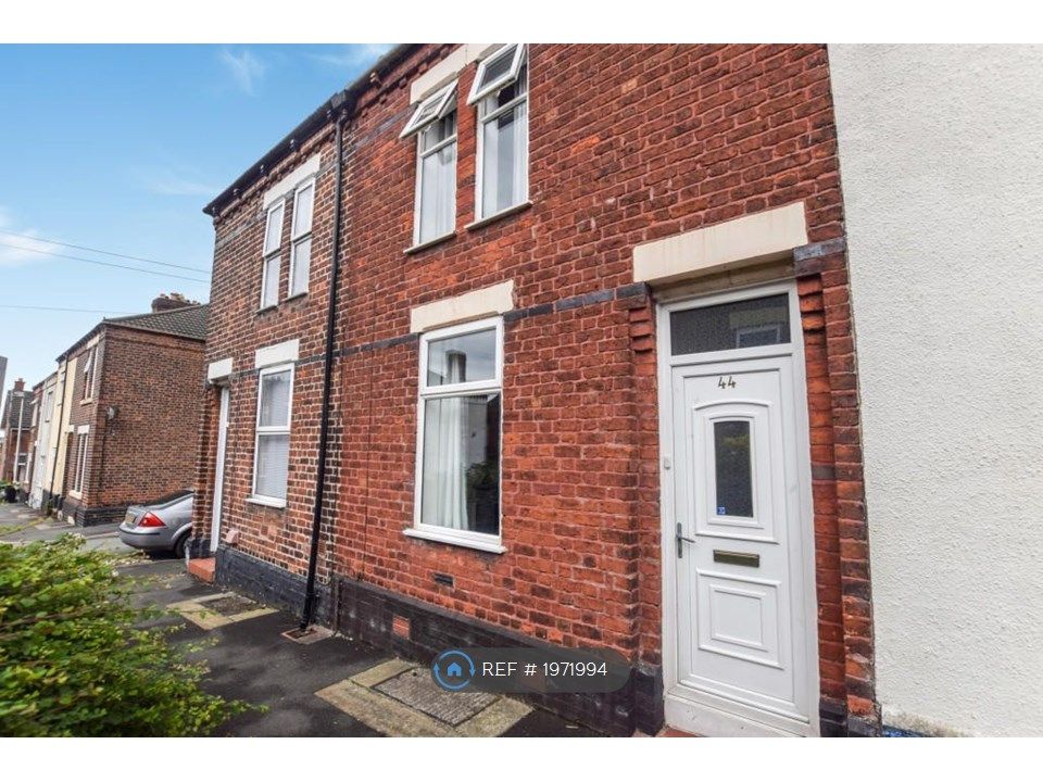 2 bed terraced house to rent in Bold Street, Runcorn WA7, £695 pcm Zoopla