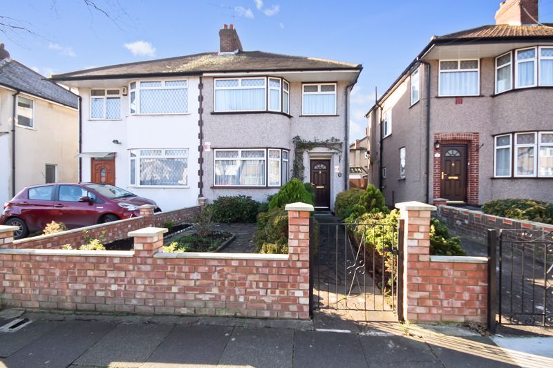 3 bed semidetached house for sale in Alderney Gardens, Northolt UB5