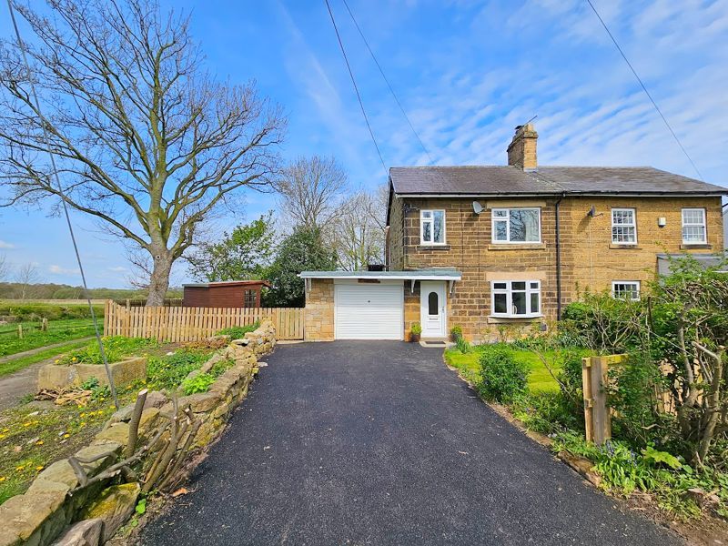 3 bed semidetached house for sale in Prestwick Road, Dinnington