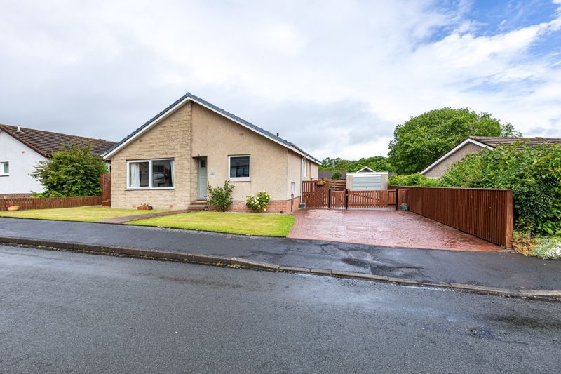 3 bed bungalow for sale in Brownsmuir Park, Lauder TD2, £275,000 Zoopla