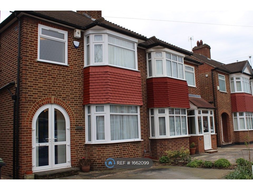 3 bed semidetached house to rent in Amberley Road, Enfield EN1 Zoopla