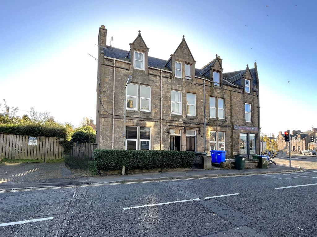 4 bed end terrace house for sale in 53 Union Road, Crown, Inverness