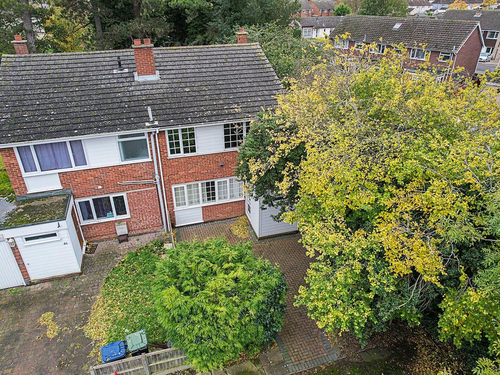 4 bed semidetached house for sale in Orchard Way, Burwell, Cambridge