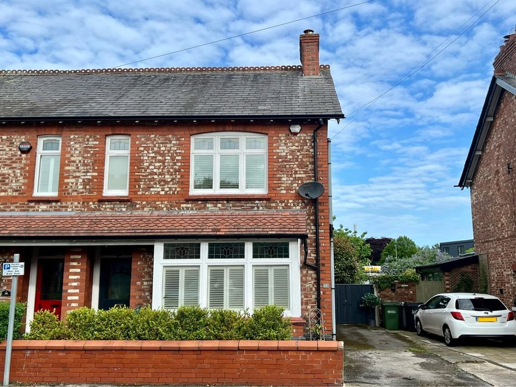 3 bed semidetached house for sale in Wycliffe Avenue, Wilmslow SK9, £