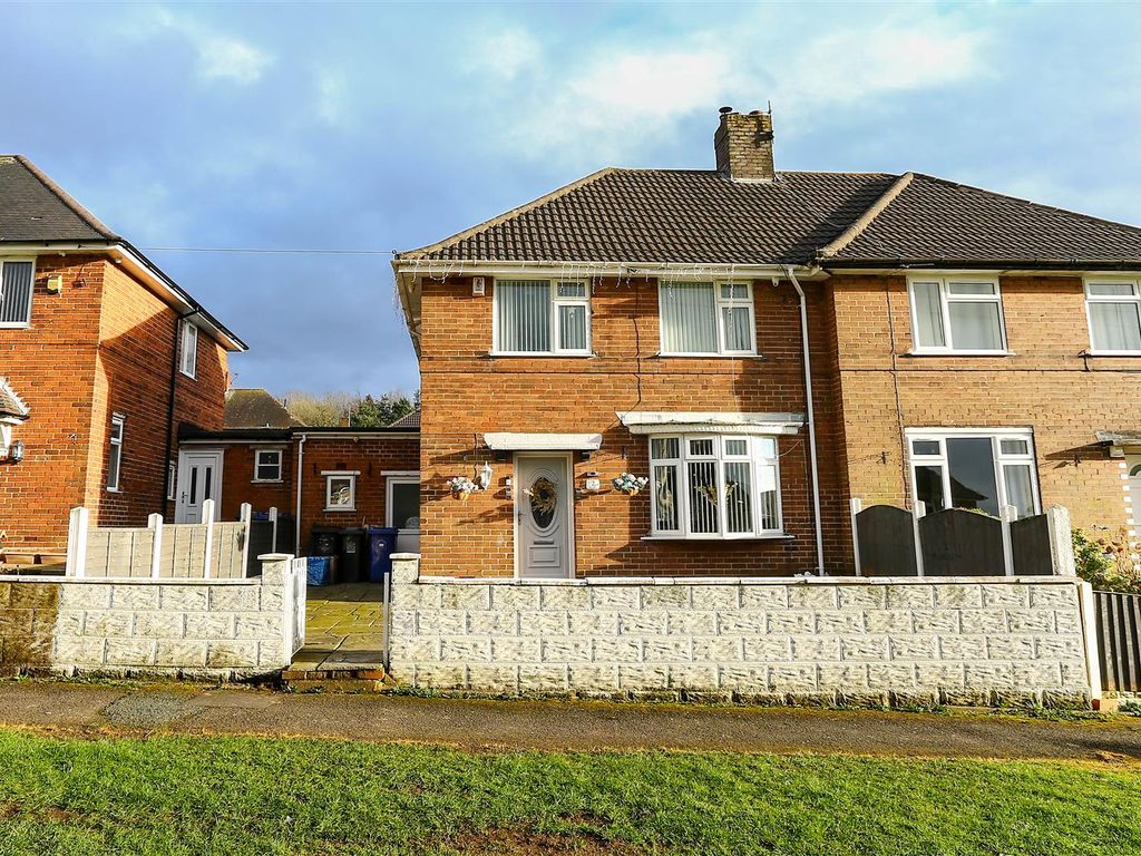 3 bed semidetached house for sale in Moss Place, Kidsgrove, StokeOn