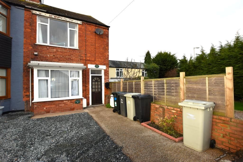 2 bed flat for sale in Station Road, SuttonOnSea, Mablethorpe LN12 Zoopla