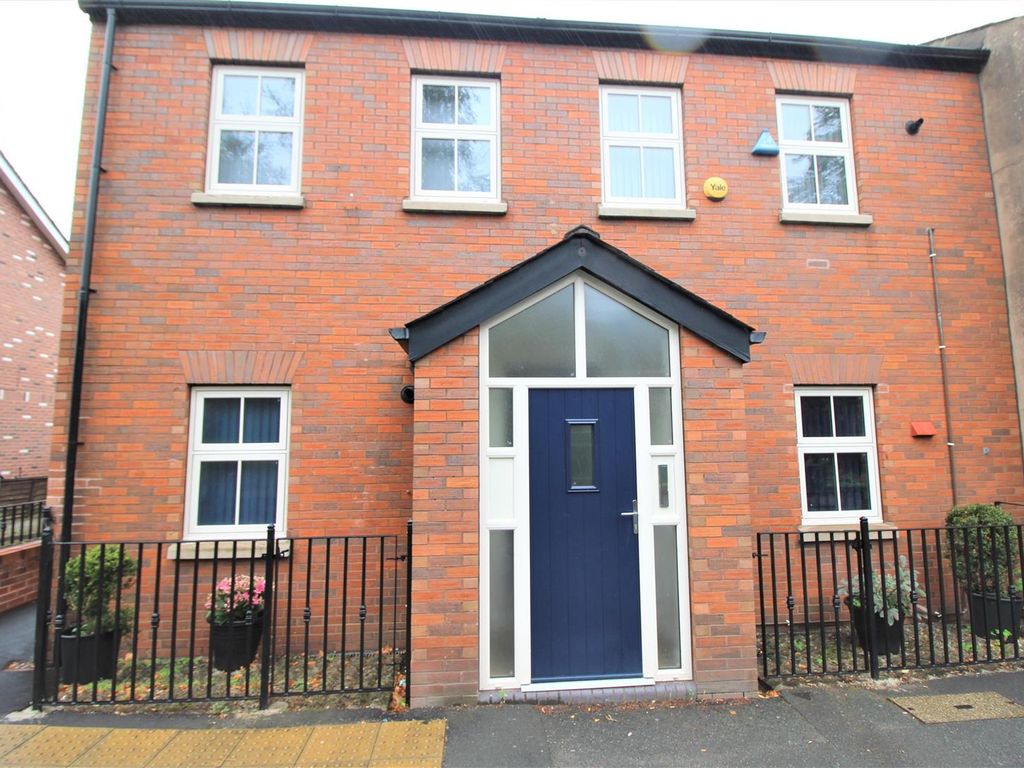 1 bed flat to rent in Ford Lane, Northenden, Manchester M22 Zoopla