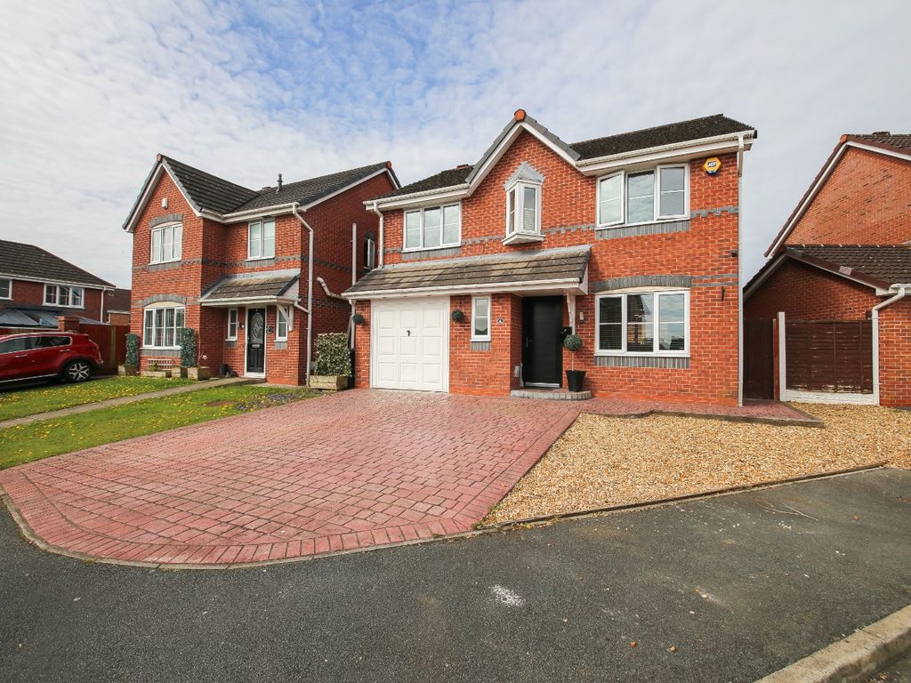 4 bed detached house for sale in Poolbank Close, Hindley Green, Wigan, Lancashire WN2, £325,000