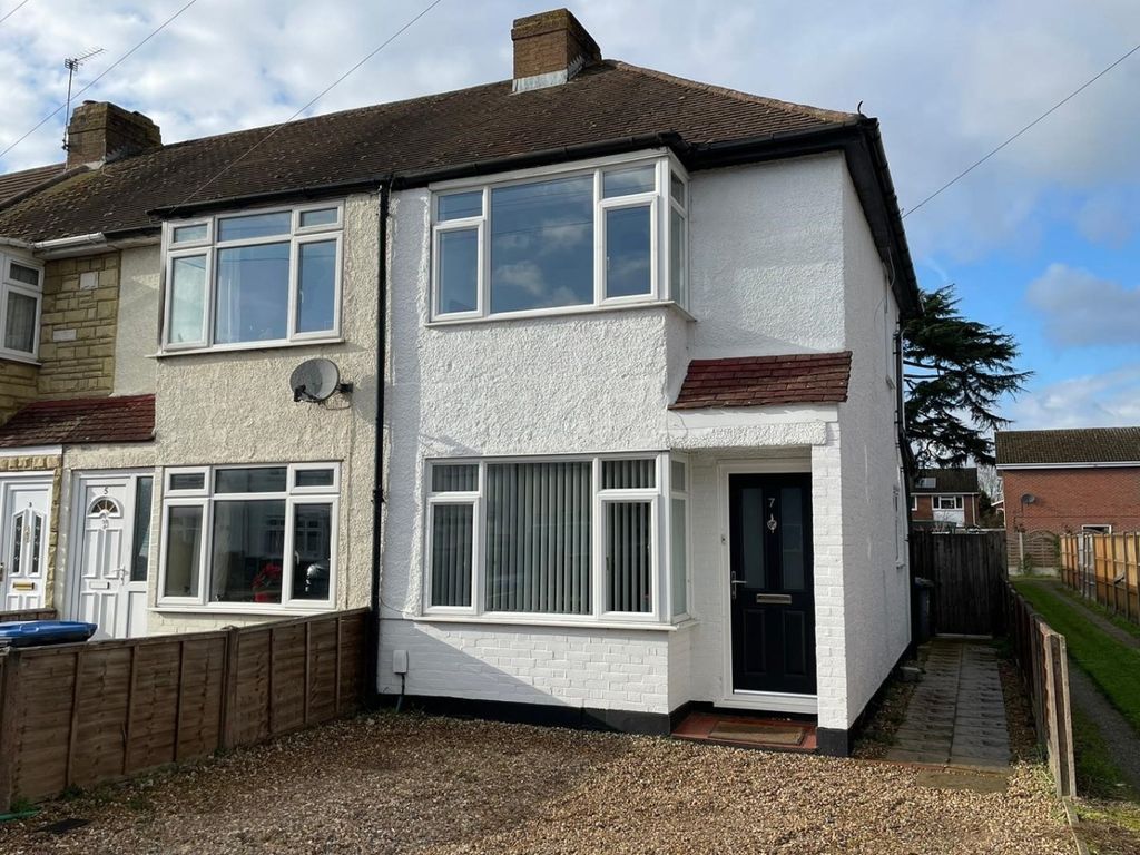 2 bed end terrace house for sale in Warwick Avenue, Egham, Surrey TW20
