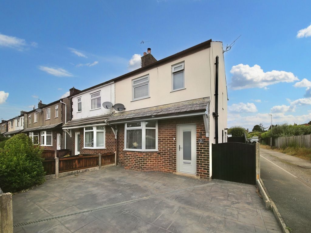 3 bed semidetached house for sale in Stoneygate Lane, Appley Bridge