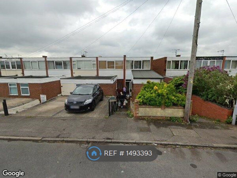 3 bed end terrace house to rent in St. Michaels Avenue, Gedling