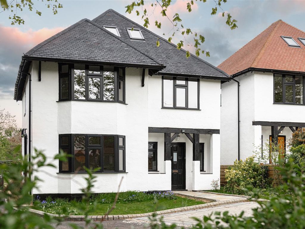 5 bed detached house for sale in Nork Way, Banstead SM7, £1,000,000 Zoopla