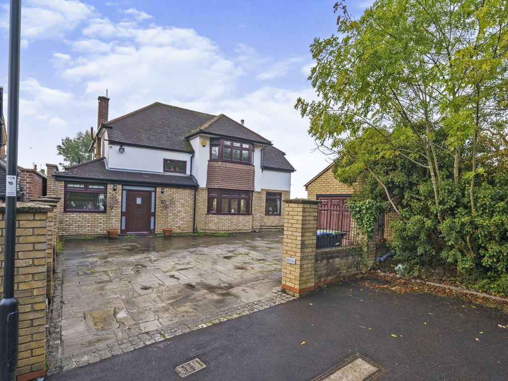 4 bed detached house for sale in Enfield Road, Enfield EN2 Zoopla