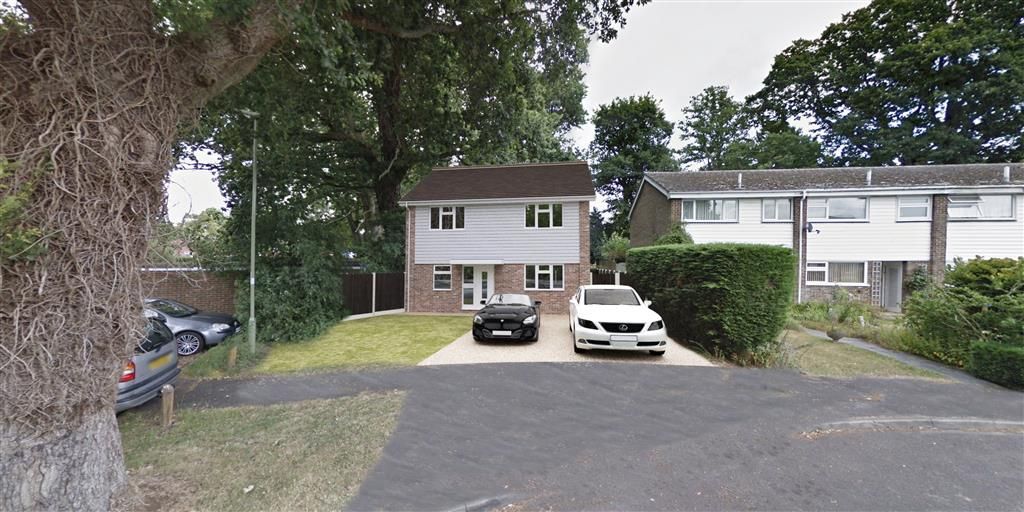 Land for sale in Bracken Road, North Baddesley, Southampton SO52, £