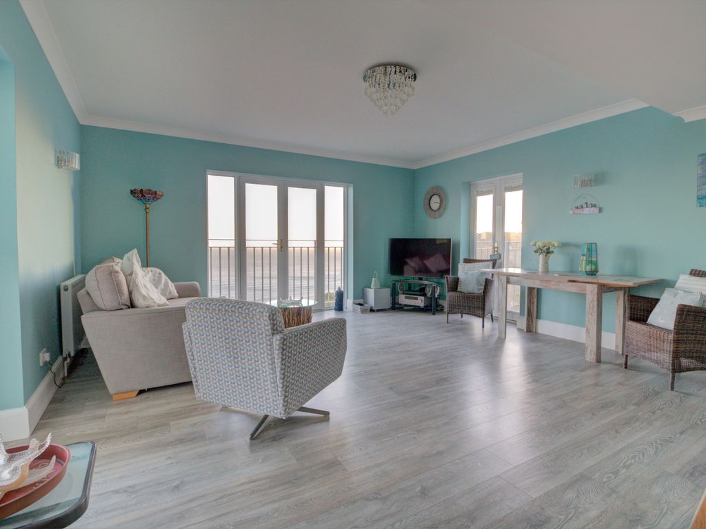 2 bed flat for sale in Hotel Road, St. Margarets Bay, Dover CT15, £