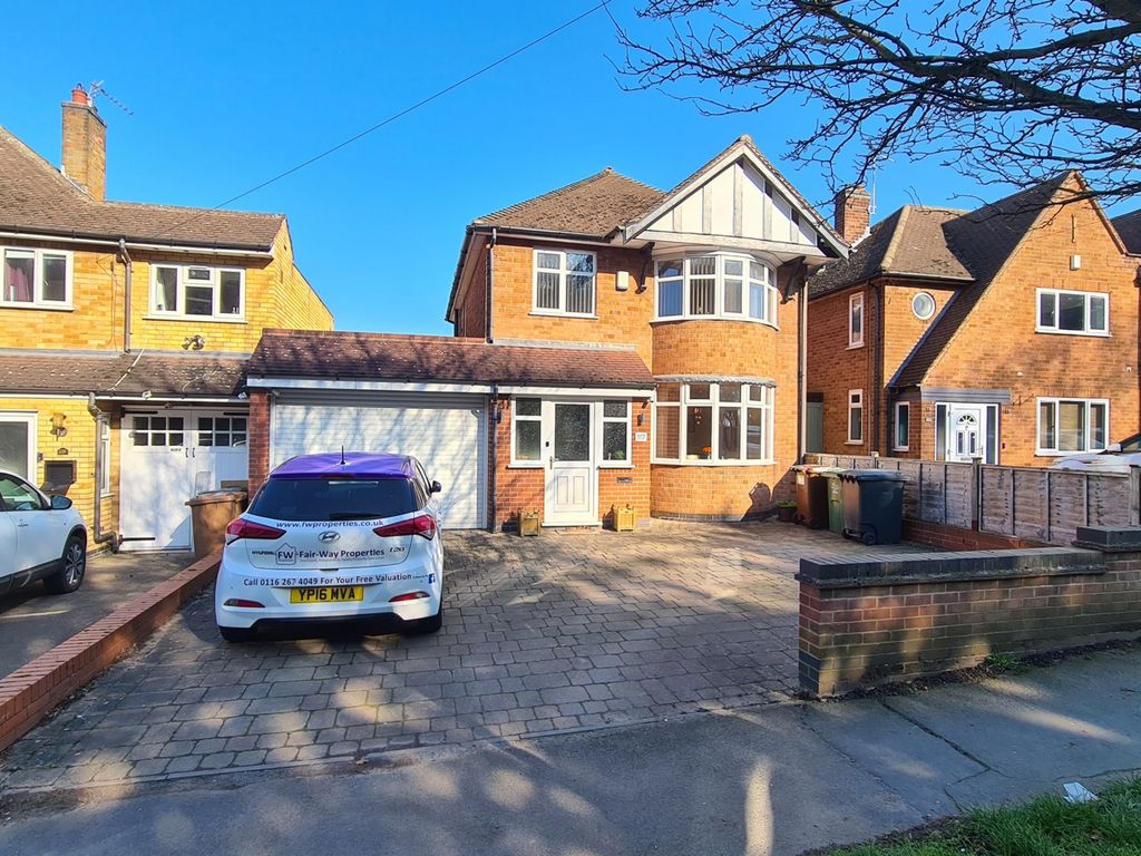 3 bed detached house for sale in Greengate Lane, Birstall LE4 Zoopla