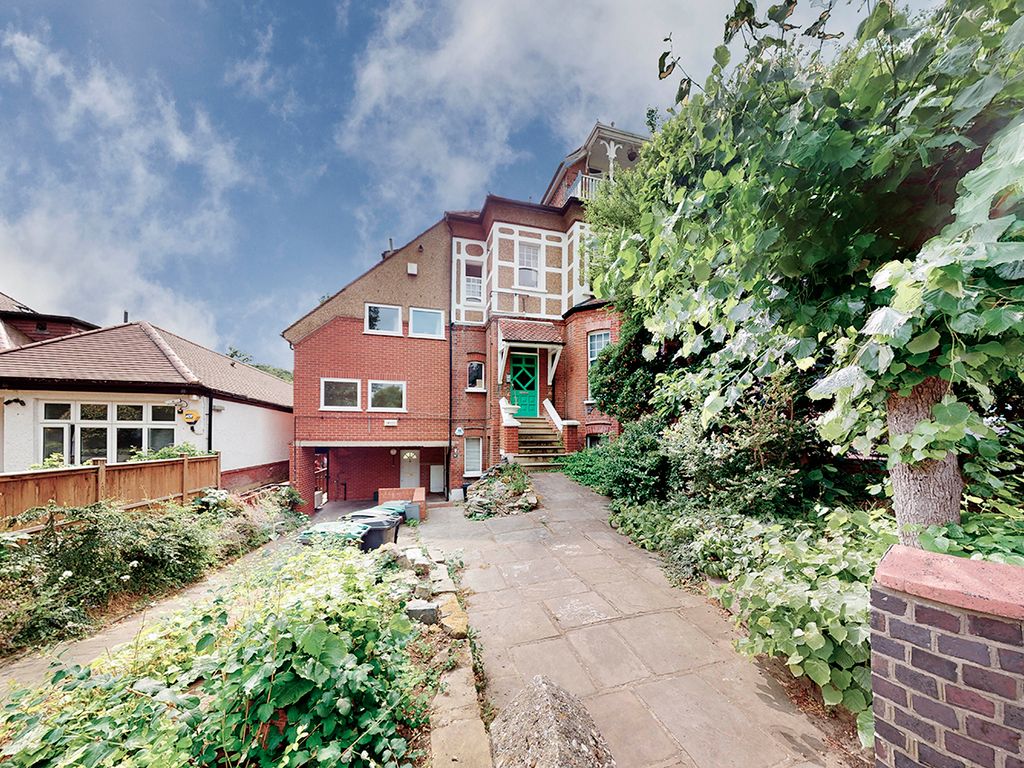 2 bed flat to rent in Stanhope Road, London N6, £2,000 pcm Zoopla